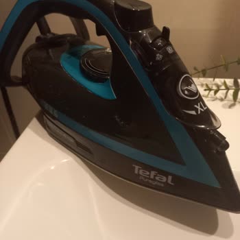 Tefal Ütüde Sürekli Su Akıtma Sorunu Evde Hasara Yol Açtı