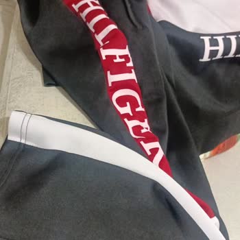 Yanlış Ürün Gönderimi Ve Kalitesiz Eşofman Takımı Mağduriyeti