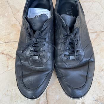 İnci Ayakkabı Bir Ayda Delinen Ayakkabı İçin Değişim Ve İade Talebim Reddedildi