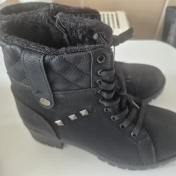 FLO Ayakkabı Gaziemir Şubesinde Okuldan Alınan Ayakkabılarda Numara Değişimi Sorunu