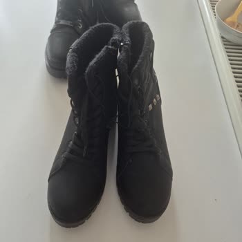 FLO Ayakkabı Gaziemir Şubesinde Okuldan Alınan Ayakkabılarda Numara Değişimi Sorunu