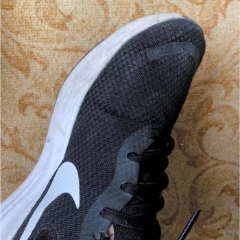 Kısa Sürede Yırtılan Ayakkabıya Garanti Ret Cevabı Mağduriyetimi Artırdı