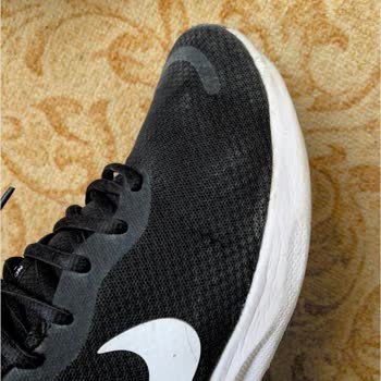 Kısa Sürede Yırtılan Ayakkabıya Garanti Ret Cevabı Mağduriyetimi Artırdı