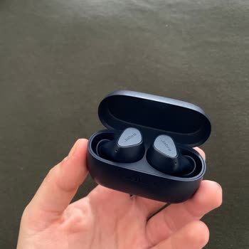 Jabra Elite 4 Kulaklıkta Hafif Temasla Anında Ses Kesilmesi Sorunu Yaşıyorum