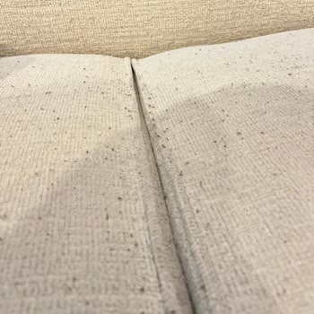 İstikbal Yeni Alınan Koltukta İlk Günden Yoğun Tüylenme Ve İlgisiz Servis Mağduriyeti