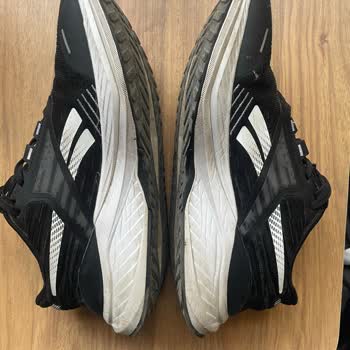 Kısa Sürede Yırtılan Ayakkabı Ve Yetersiz İnceleme Sonucu Mağduriyet