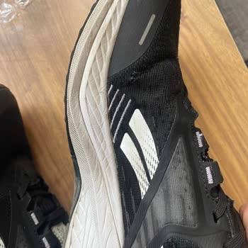 Kısa Sürede Yırtılan Ayakkabı Ve Yetersiz İnceleme Sonucu Mağduriyet