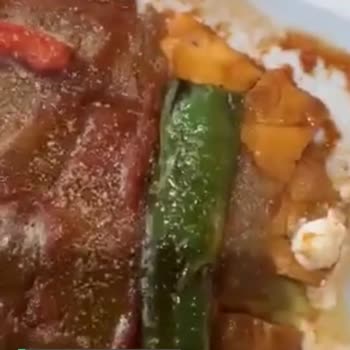 HD İskender Restaurant İskender Değil Soslu Ekmek Satıyorlar