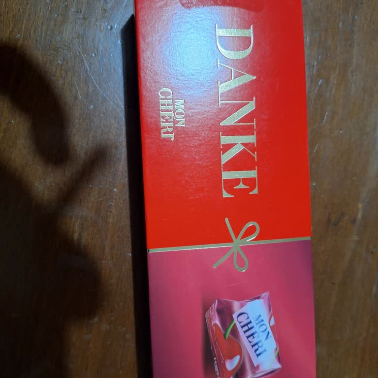 Çocuk Reyonunda Alkollü Çikolata Satışı Konusunda Endişe Ve Uyarı