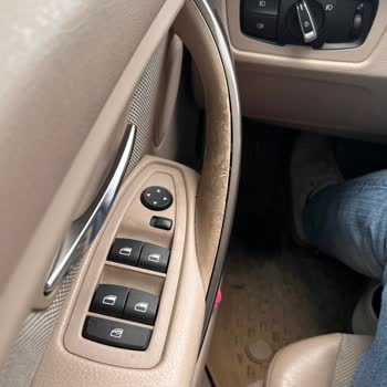 BMW 3.16i Ön Cam Fitili Ve Kapı Kollarında Kalitesiz Malzeme Erimesi Sorunu