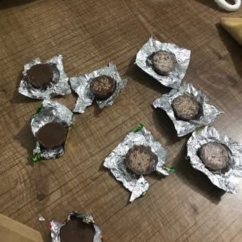 Aynı Pakette Sağlam Ve Bozuk Çikolata Sorunu Sağlık Endişesi