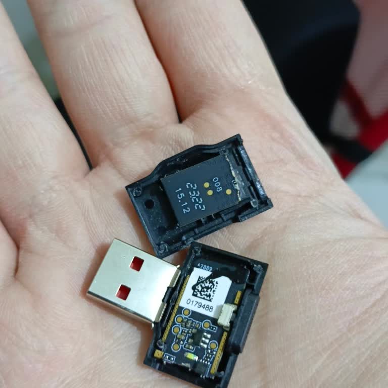 JBL 350 Kulaklığımın Dongle Parçası Kendiliğinden Kırıldı, Çözüm Bekliyorum!