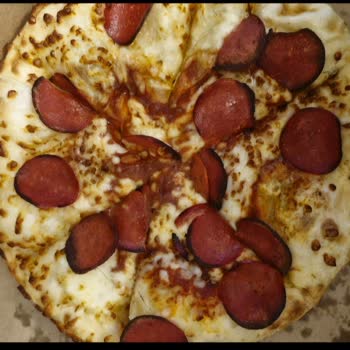 Eksik Sos, Pişmemiş Pizza Ve Yetersiz Müşteri Hizmetleriyle Hayal Kırıklığı