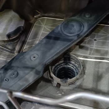 Asperox Sparx Diamond Sonrası Bulaşık Makinemde Çıkarılamayan Lekeler Oluştu