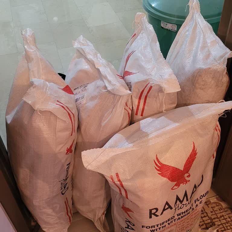 Eksik Teslim Edilen Kedi Maması İçin İade Ve Çözüm Bekliyorum