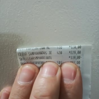 Şok Marketten Aldığım Şampuan Ve Duş Jeli Eksik Doluydu