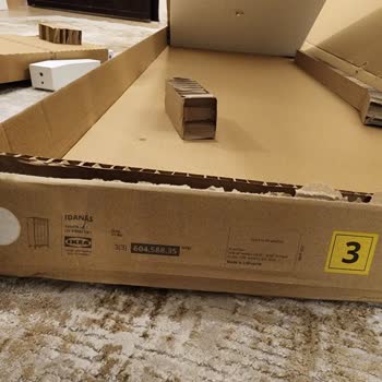 Gardırop Parçası Hasarlı Çıktı, Değişim Talebim Reddedildi