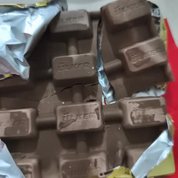 Aldığım Çikolatanın Beyazlaşmış Hali Sağlığımı Ve Güvenimi Sarstı