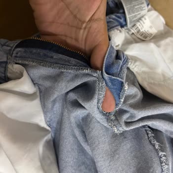 Aldığım İki Pantolonda Da Sorun Yaşadım, Güvenim Sarsıldı