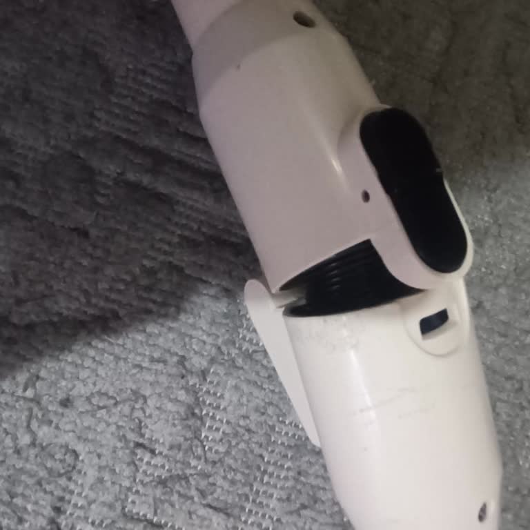 Sinbo Dikey Süpürge Eklem Parçası Kırıldı, Yedek Parça Temin Edilemiyor