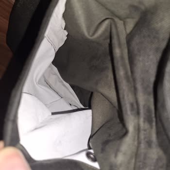 Yağmura Dayanıklı Denilen Mont 15 Dakikada Su Geçirdi