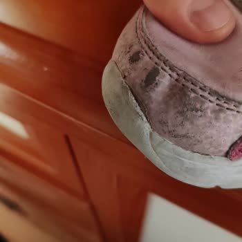 Garanti Kapsamında Satın Alınan Ayakkabıda Muhatap Bulunamaması Ve Sorumluluk Devri