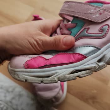 Garanti Kapsamında Satın Alınan Ayakkabıda Muhatap Bulunamaması Ve Sorumluluk Devri