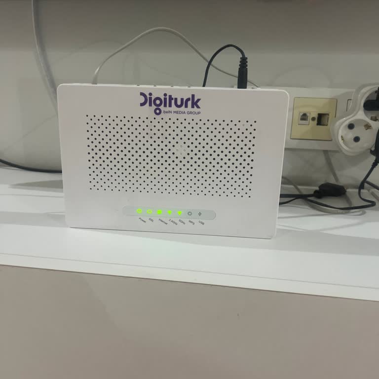 İnternet Bağlantısı Sürekli Kesiliyor, Müşteri Hizmetlerine Ulaşılamıyor