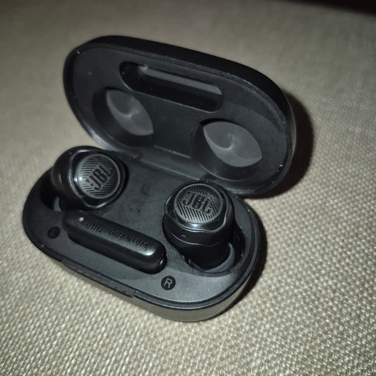 JBL Quantum TWS Air Kulaklıkta Tekrarlayan Arızalar Ve Kalıcı Çözüm Talebi