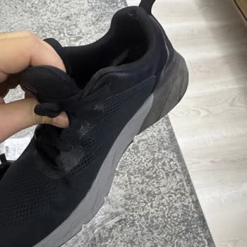 Skechers Ayakkabım Kısa Sürede Çoklu Yerden Yırtıldı Değişim Talebim Reddedildi