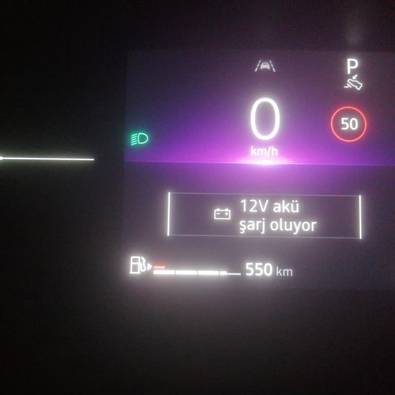 Sıfır Kilometre Renault Megane 4'te Sürekli Akü Uyarısı Ve Servisten Çözüm Alamama