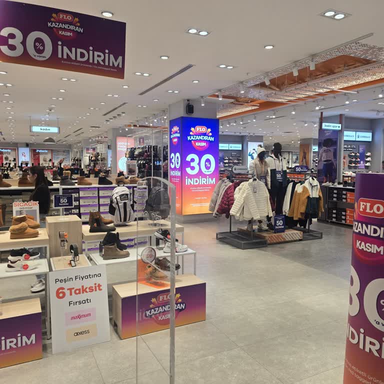 FLO Mağazasında Mesai Bitmeden Kasaların Kapanması Mağduriyet Yarattı