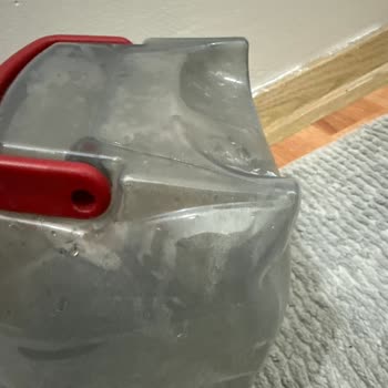 Garanti Kapsamındaki Bissell Makinemin Su Haznesi İçin Yedek Parça Bulunmuyor!