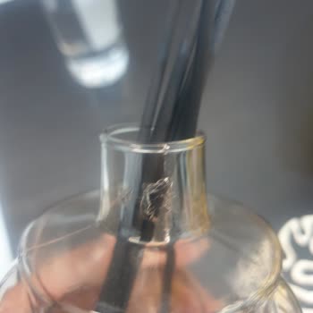 Satın Aldığım Oda Kokusu Eksik Ve Kırık Çıktı, Personel İlgisizdi