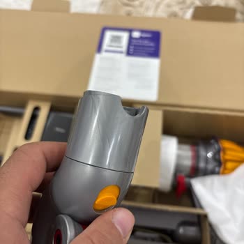 Dyson V12 Süpürgede Kutu Açılışında Parça Renk Farkı Ve Güven Sorunu Yaşadım