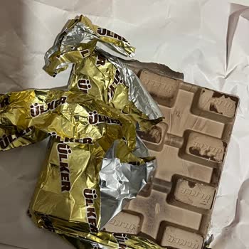 Son Kullanma Tarihi Geçmemiş Çikolatanın Bozuk Çıkması Güvenimi Sarstı