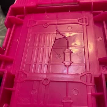 Kırık Oyuncak Ve İade Reddi: Mağazanın Müşteri Memnuniyetini Göz Ardı Etmesi