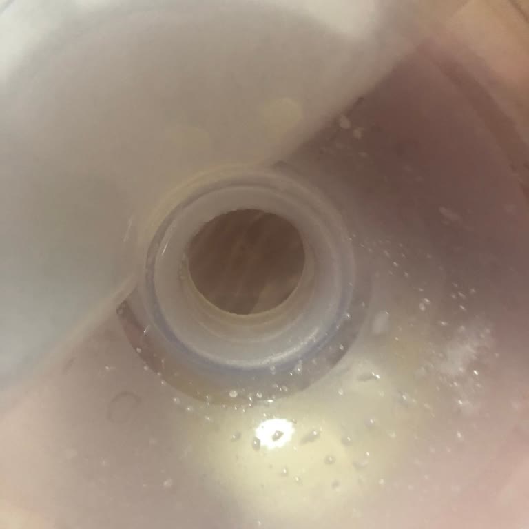 Lansinoh Göğüs Pompası Sütü Dışarı Akıtıyor, Verimli Kullanım Mümkün Olmuyor