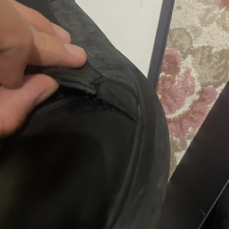 Kısa Sürede Bozulan Ayakkabı Ve Olumsuz İnceleme Sonucu