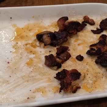 Green Salads Şubesinde Yanmış Tavuk Ve İlgisiz Personel Mağduriyeti