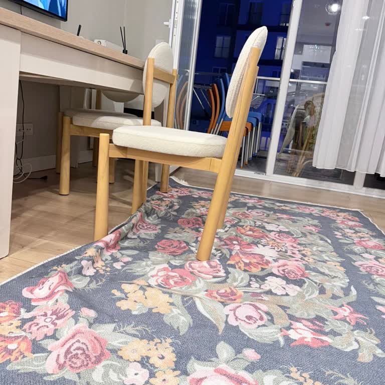 Kırık Sandalye İçin Çözüm Sunulmadı İade Ve Ücret Talebim Karşılanmadı