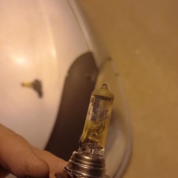 Hatalı Ampul Ürünü Nedeniyle Araç Farında Oluşan Hasar Ve İade Sorunu