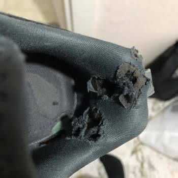 Kısa Sürede Yıpranan Ayakkabı Ve Yetersiz İnceleme Süreci