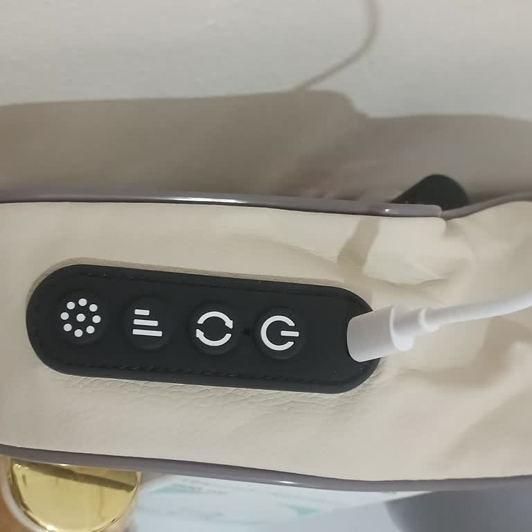 Çalışmayan Masaj Aleti Ve Yanıtsız Müşteri Hizmetleri Mağduriyeti