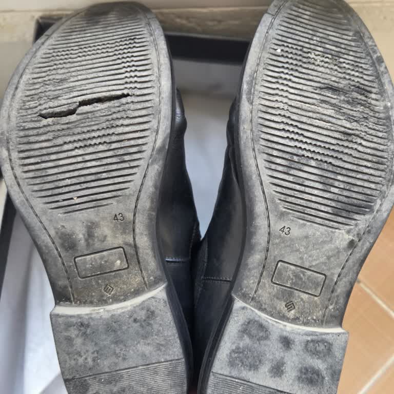 Kısa Sürede Parçalanan Botlara Çözüm Sunulmadı, Mağdur Edildim