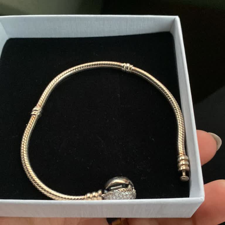 Pandora Bileklik Kısa Sürede Sarardı, Mağaza Çözüm Sunmadı