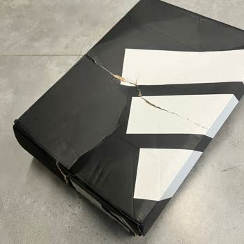 Kusurlu Adidas Ayakkabı İçin Değişim Talebim Reddedildi