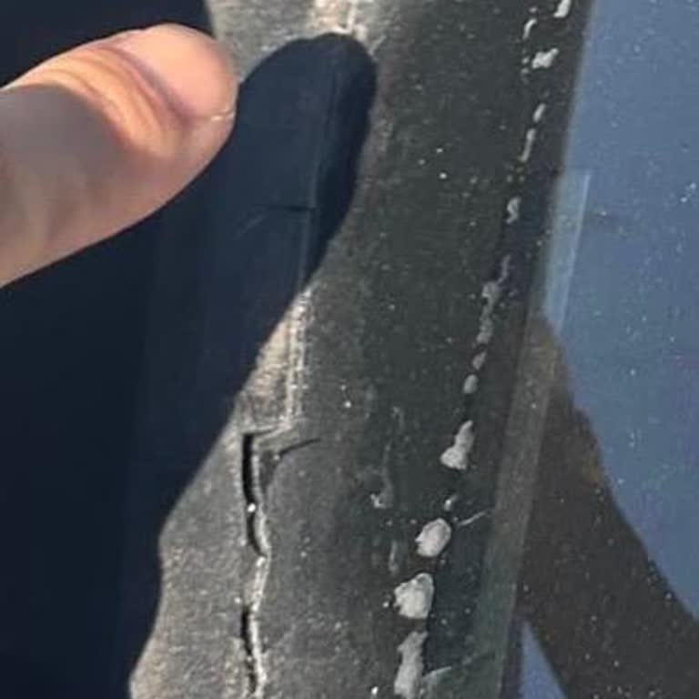 BMW 116d Ön Cam Fitilinde Kronik Deformasyon Ve Su Sızması Sorunu