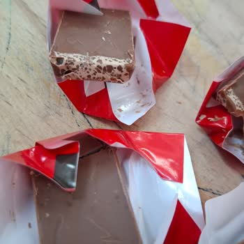 Tarihi Geçmemiş Çikolata Bozuk Çıktı, Sağlık Riski Oluştu