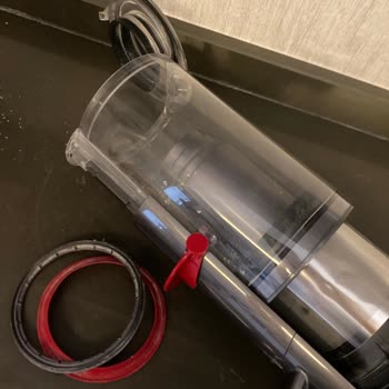 Garanti Süresi Devam Eden Dyson V15 Boşaltma Haznesi Parçası Değiştirilmiyor